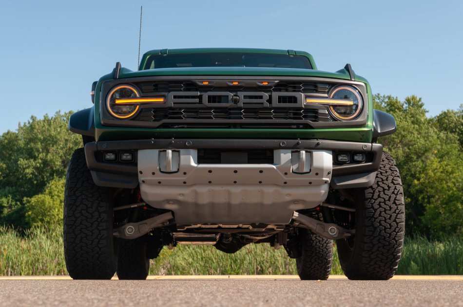 2022-ford-bronco-raptor green front view.jpeg